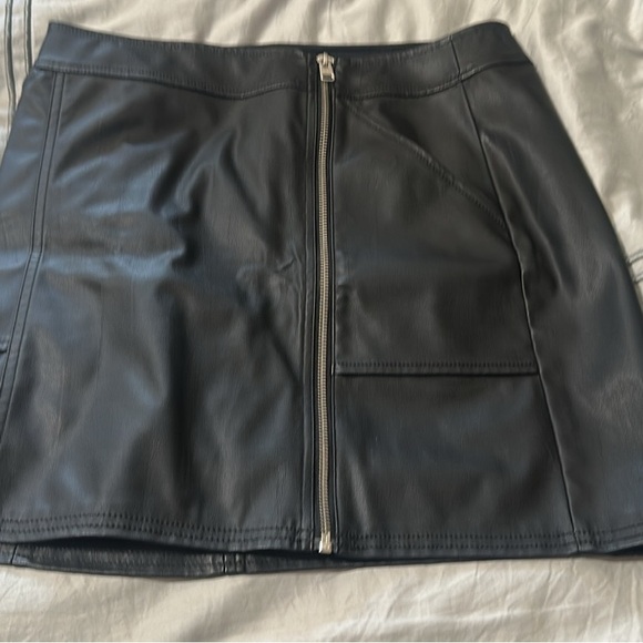 Express Black Faux Leather Mini Skirt - Picture 1 of 3